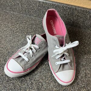 Converse All Star Classic Gray/Pink Canvas Sneaker Women's 7 Lace Up Lightweight